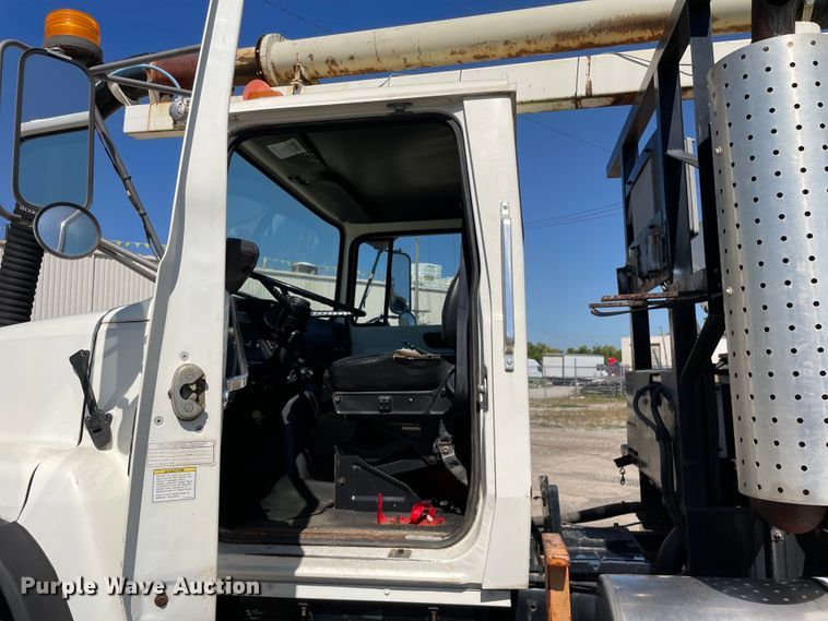 image for item KF9545 1996 Ford LN8000  sewer jetter truck