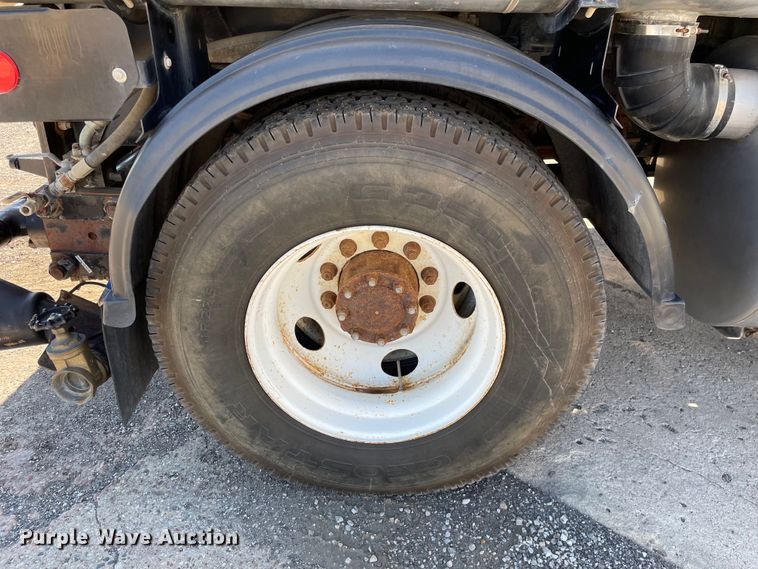 image for item KF9545 1996 Ford LN8000  sewer jetter truck