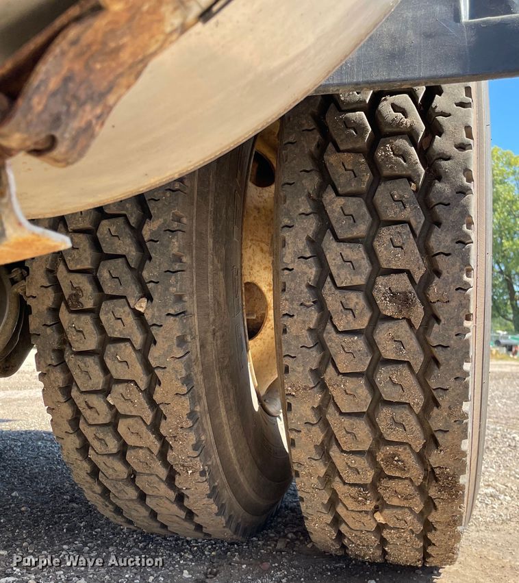 image for item KF9545 1996 Ford LN8000  sewer jetter truck