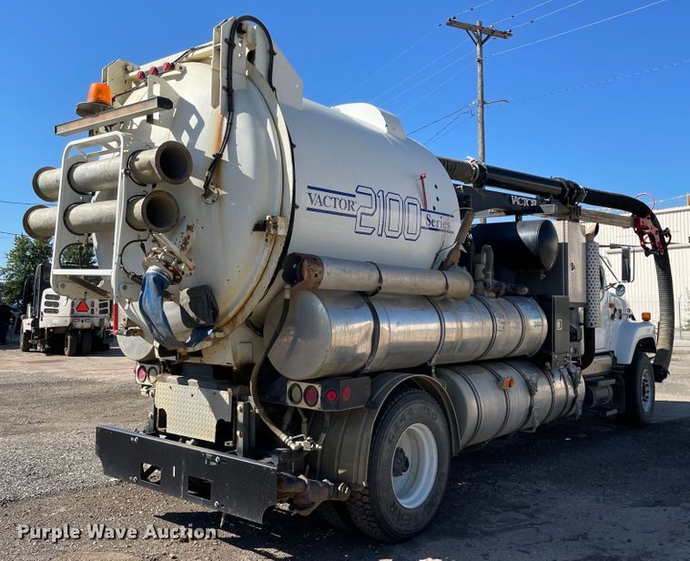 image for item KF9546 2002 International 2554  sewer jetter truck