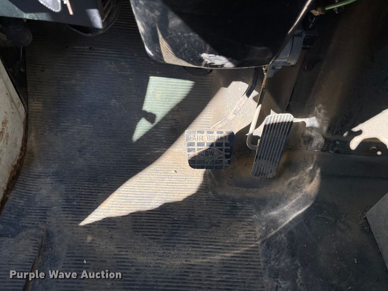 image for item KF9546 2002 International 2554  sewer jetter truck