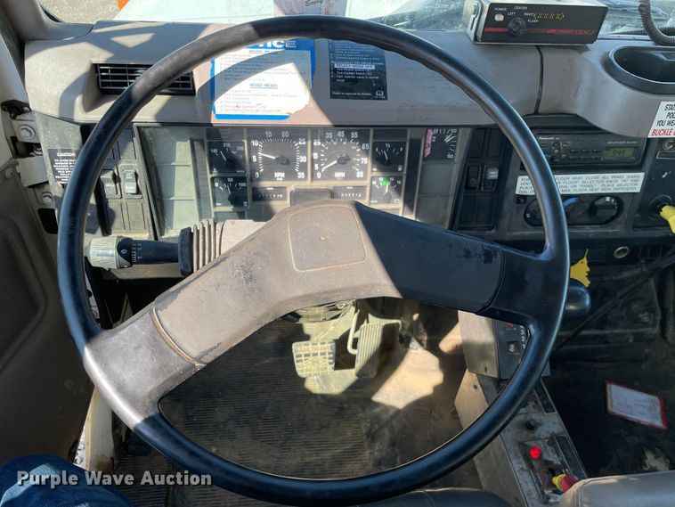 image for item KF9546 2002 International 2554  sewer jetter truck