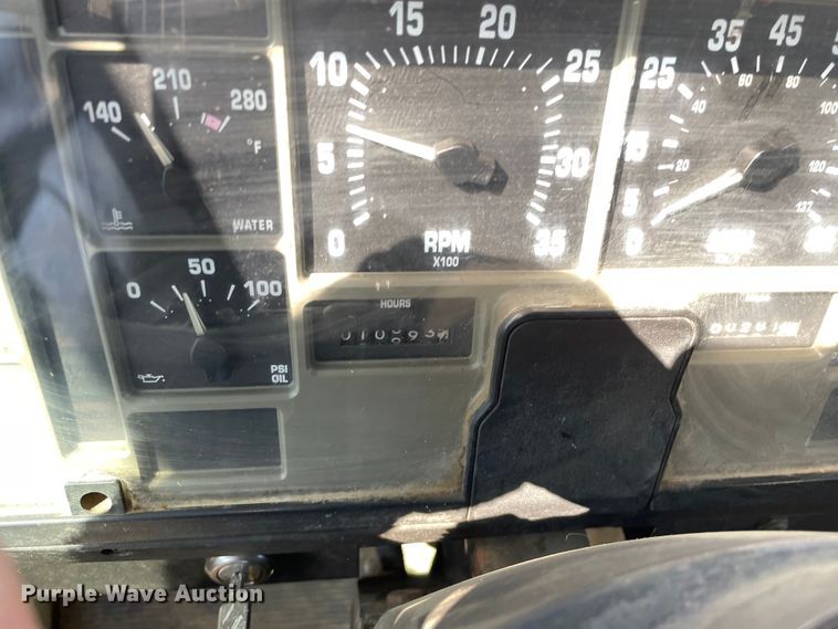 image for item KF9546 2002 International 2554  sewer jetter truck