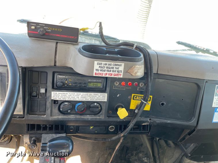 image for item KF9546 2002 International 2554  sewer jetter truck