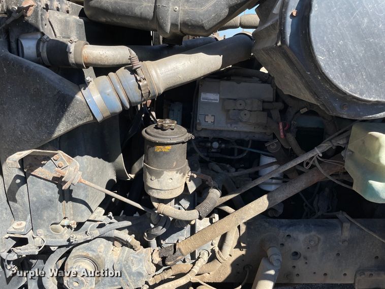 image for item KF9546 2002 International 2554  sewer jetter truck