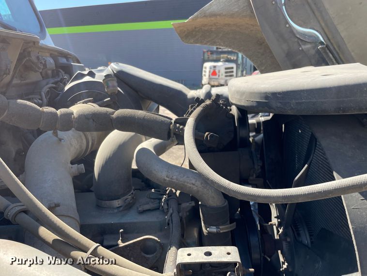 image for item KF9546 2002 International 2554  sewer jetter truck