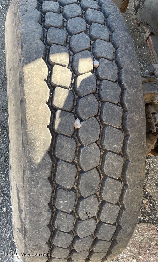 image for item KF9546 2002 International 2554  sewer jetter truck