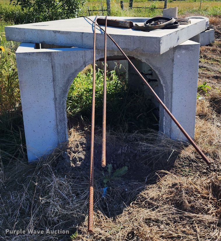 image for item KH9310 Concrete forms