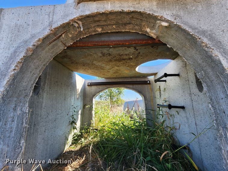 image for item KH9310 Concrete forms