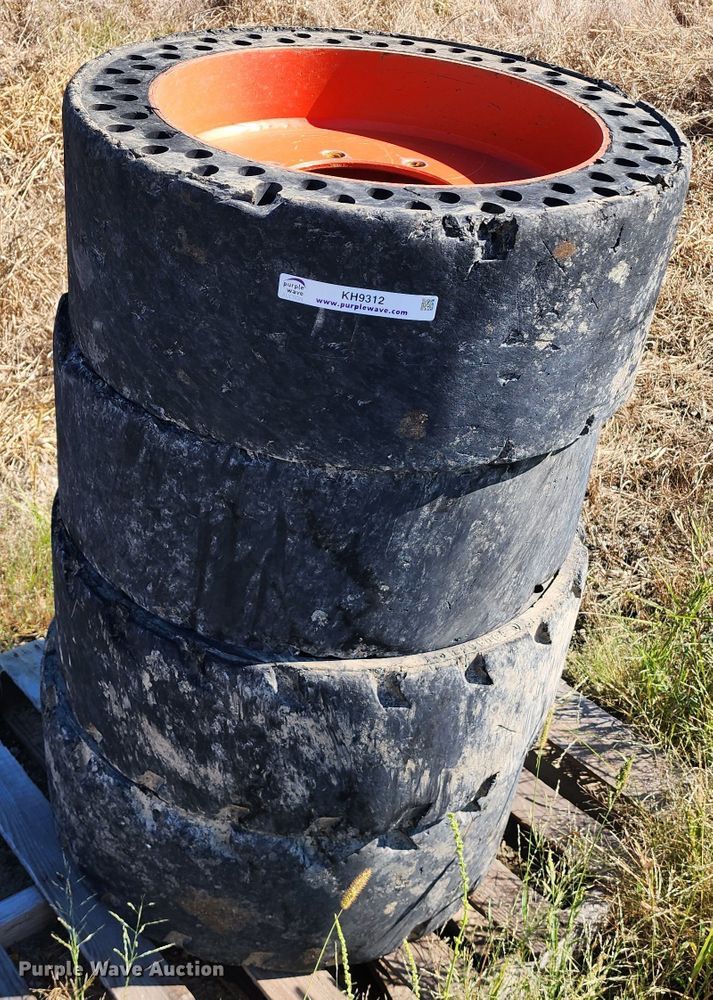 image for item KH9312 (4) Bobcat solid tires