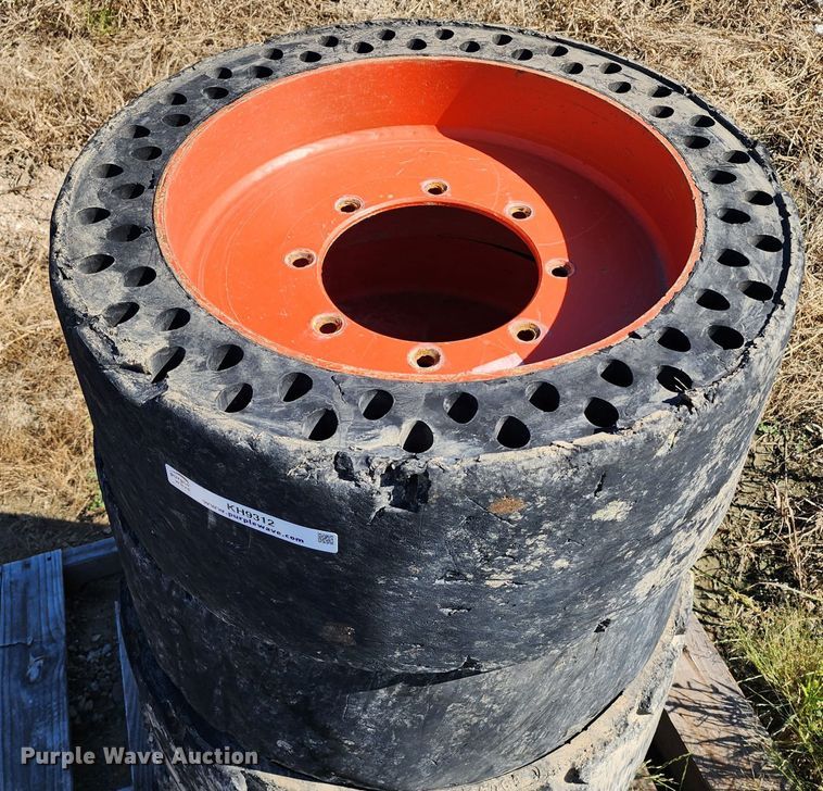 image for item KH9312 (4) Bobcat solid tires