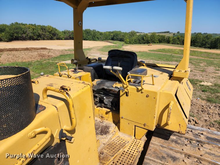 image for item KH9321 Caterpillar D5H LGP  crawler tractor