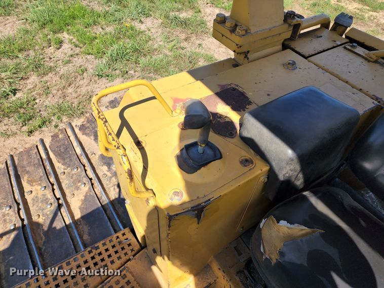 image for item KH9321 Caterpillar D5H LGP  crawler tractor