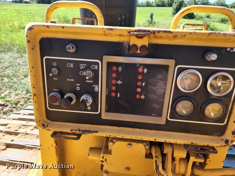 image for item KH9321 Caterpillar D5H LGP  crawler tractor