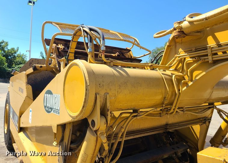 image for item KH9358 1989 Caterpillar 613C  elevating scraper