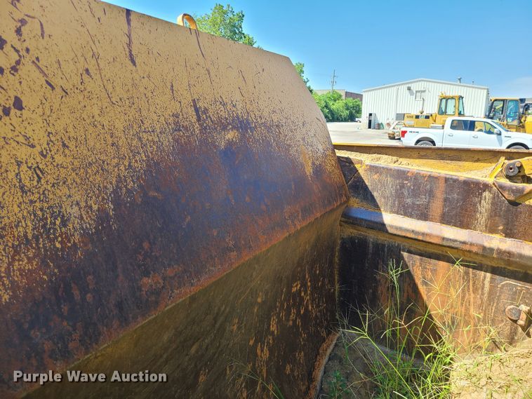 image for item KH9358 1989 Caterpillar 613C  elevating scraper