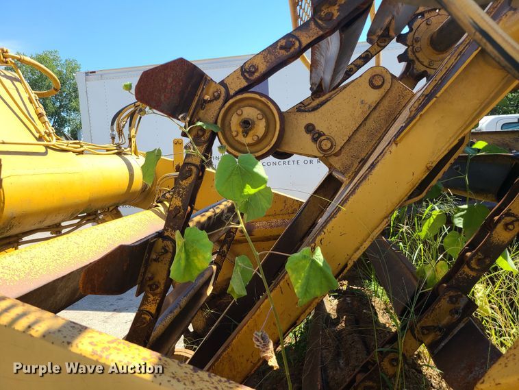 image for item KH9358 1989 Caterpillar 613C  elevating scraper