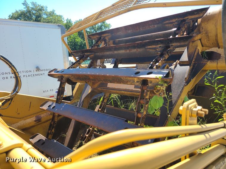 image for item KH9358 1989 Caterpillar 613C  elevating scraper