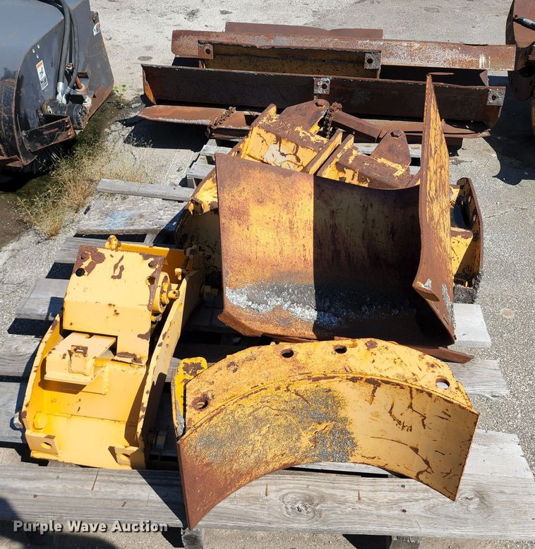 image for item KH9363 (12) moldboards