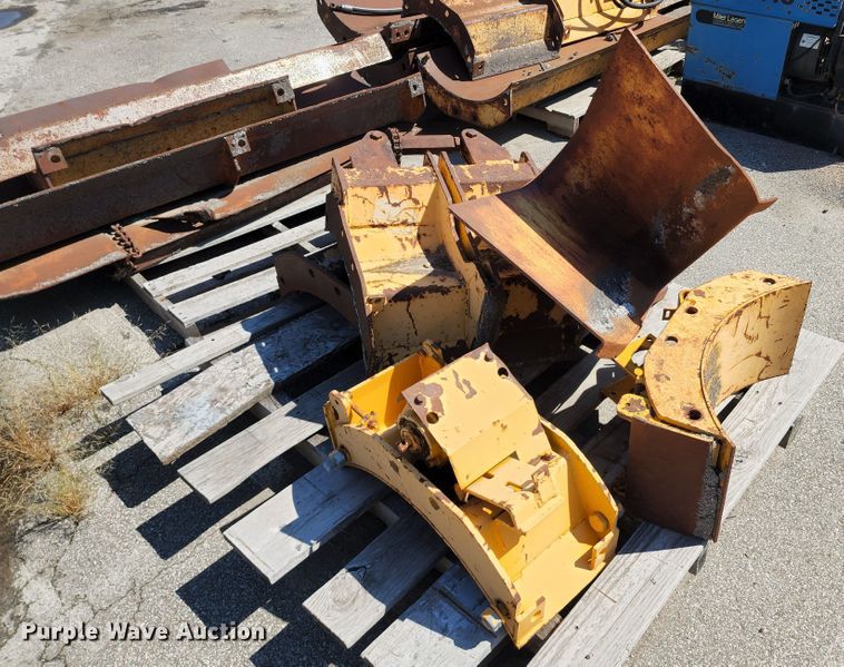 image for item KH9363 (12) moldboards