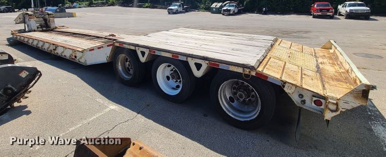 image for item KH9366 1998 Trail King TK100HDS  lowboy equipment trailer