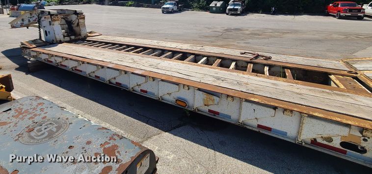 image for item KH9366 1998 Trail King TK100HDS  lowboy equipment trailer