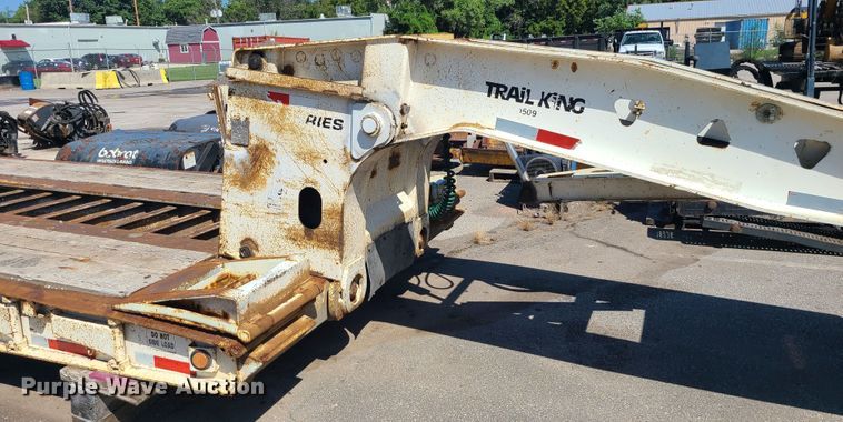 image for item KH9366 1998 Trail King TK100HDS  lowboy equipment trailer