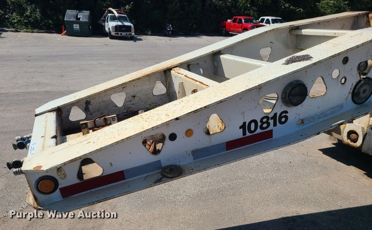 image for item KH9366 1998 Trail King TK100HDS  lowboy equipment trailer