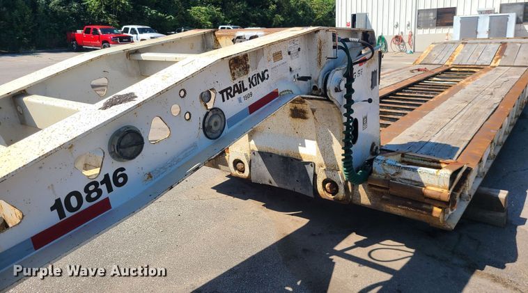 image for item KH9366 1998 Trail King TK100HDS  lowboy equipment trailer