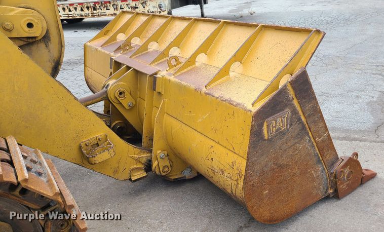 image for item KH9368 2012 Caterpillar 963D  track loader