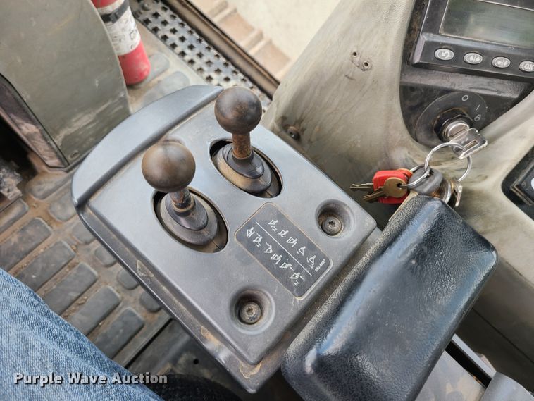 image for item KH9368 2012 Caterpillar 963D  track loader