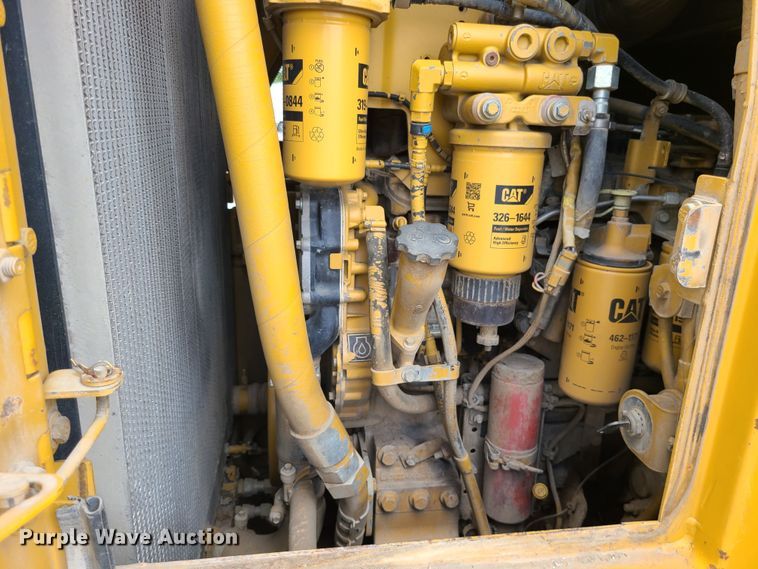 image for item KH9368 2012 Caterpillar 963D  track loader