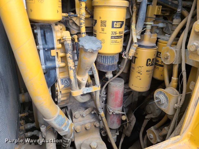 image for item KH9368 2012 Caterpillar 963D  track loader