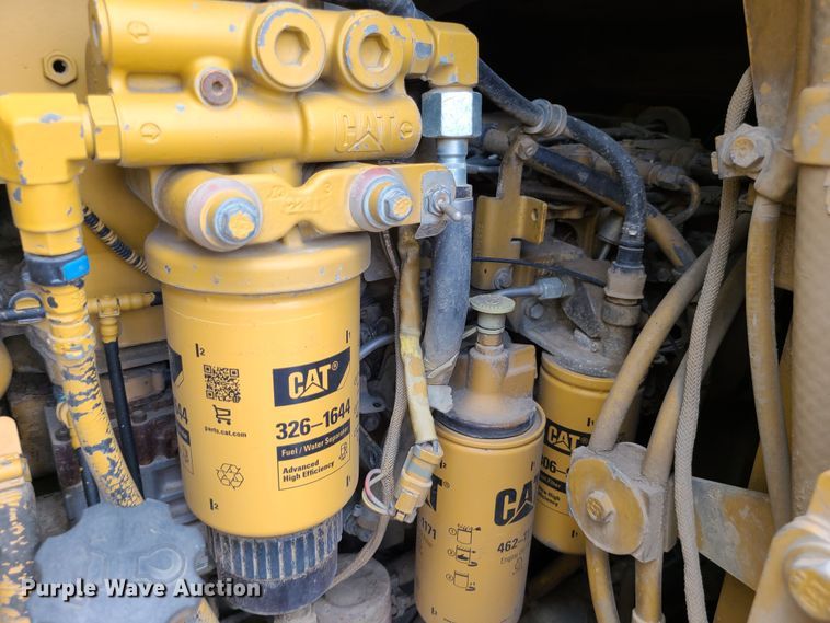 image for item KH9368 2012 Caterpillar 963D  track loader