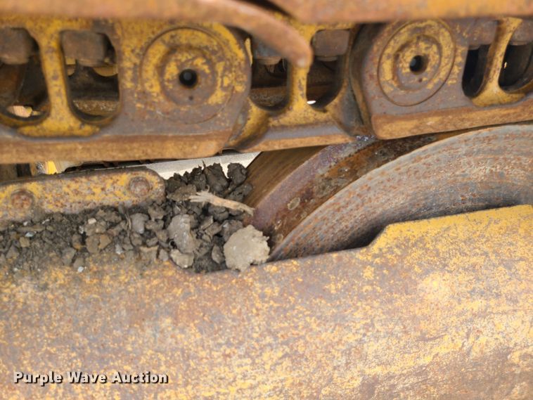 image for item KH9368 2012 Caterpillar 963D  track loader