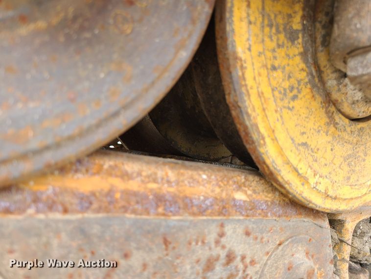 image for item KH9368 2012 Caterpillar 963D  track loader