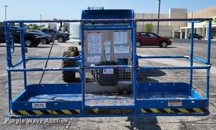 image for item KH9378 1998 Genie S-60  boom lift