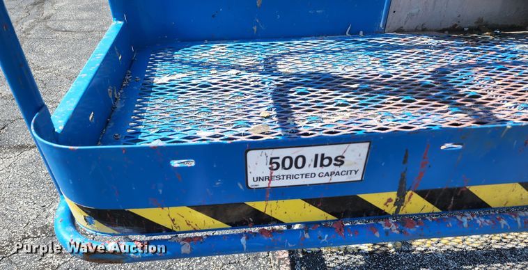 image for item KH9378 1998 Genie S-60  boom lift