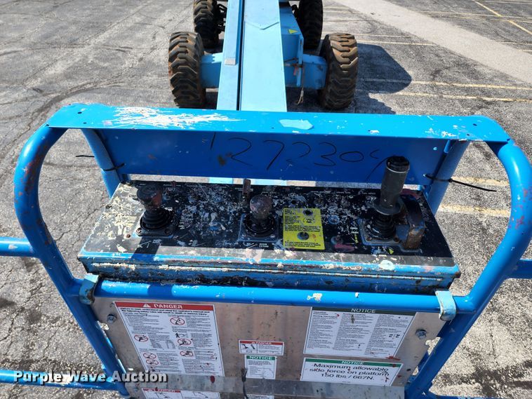 image for item KH9378 1998 Genie S-60  boom lift