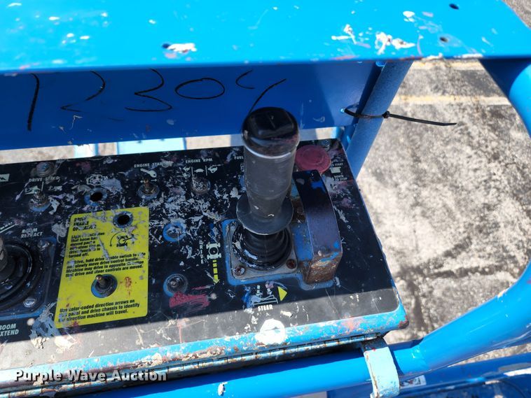 image for item KH9378 1998 Genie S-60  boom lift