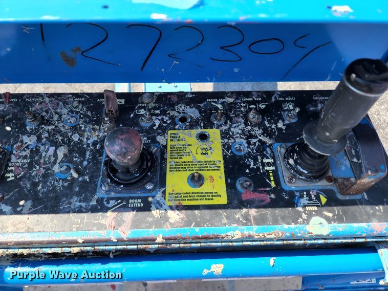 image for item KH9378 1998 Genie S-60  boom lift