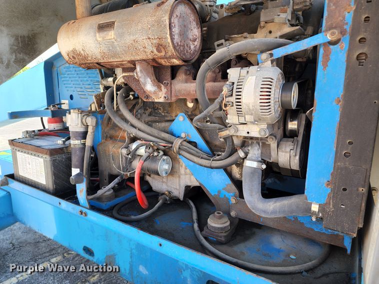 image for item KH9378 1998 Genie S-60  boom lift