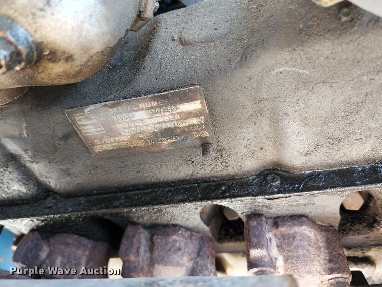 image for item KH9378 1998 Genie S-60  boom lift