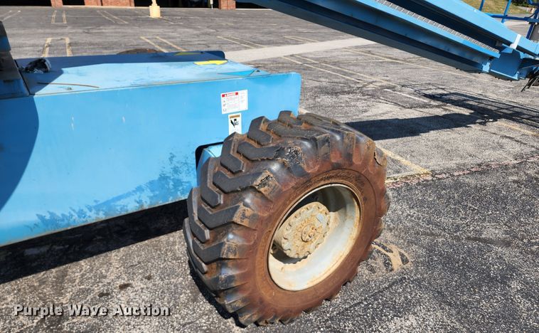 image for item KH9378 1998 Genie S-60  boom lift