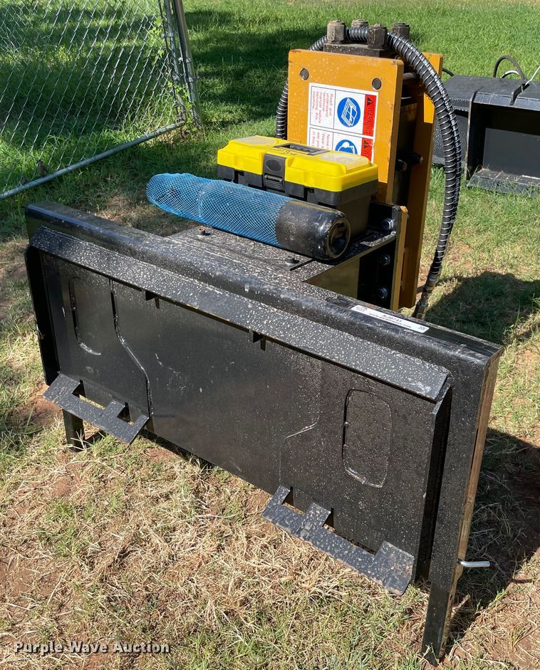 image for item KJ9741 2022 Agrotk PD680-PZ  skid steer post driver