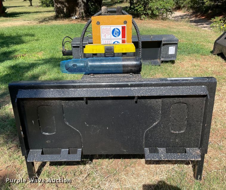 image for item KJ9741 2022 Agrotk PD680-PZ  skid steer post driver