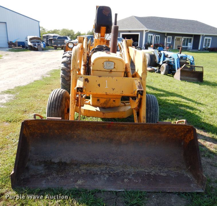 image for item KP9293 John Deere 400  backhoe