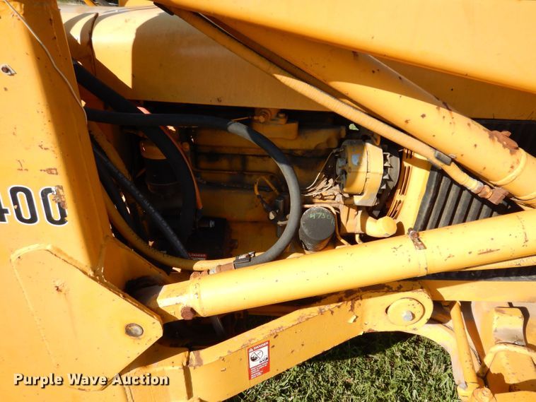 image for item KP9293 John Deere 400  backhoe