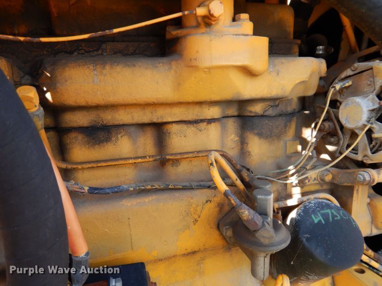 image for item KP9293 John Deere 400  backhoe