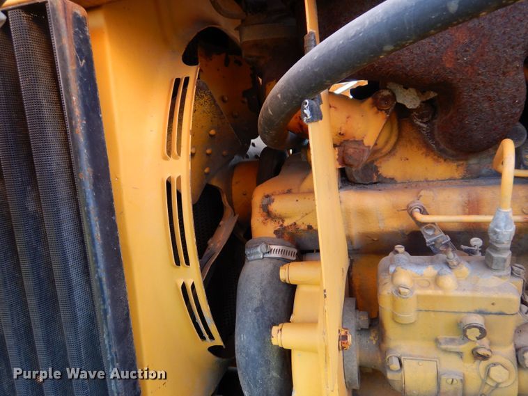 image for item KP9293 John Deere 400  backhoe